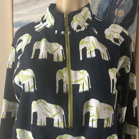 Crown & Ivy Beach Petite L Elephant Blue Green Pullover - Picture 3 of 6
